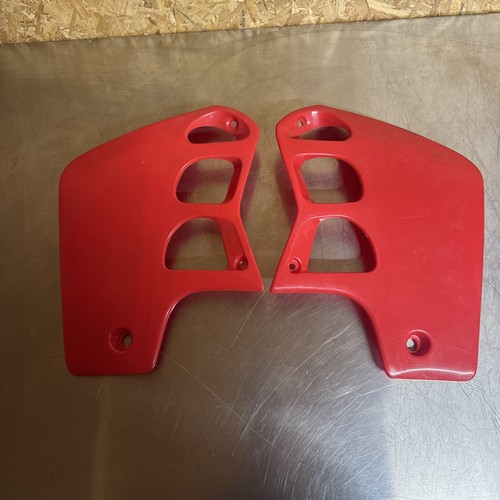 Ouies radiateur rouge - radiateur,
