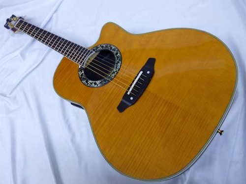 Guitare acoustique électrique