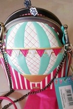 VENDULA LONDON 2019 : sac