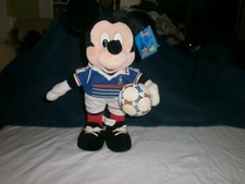 Peluche MICKEY FOOT COUPE DU MONDE 98 RESORT PARIS avec le maillot de Zidane
