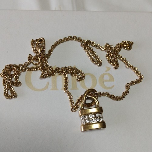 Authentique collier cadenas