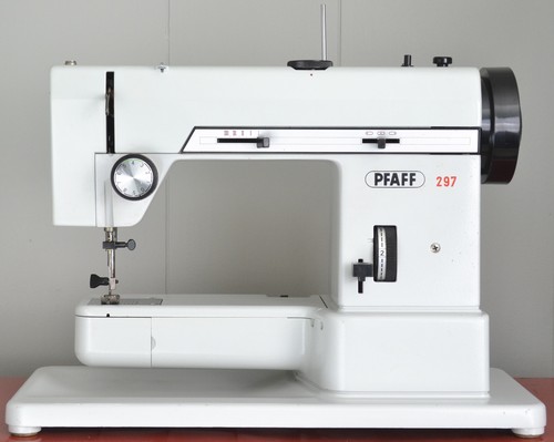 Pfaff model 297 - sewing, machine