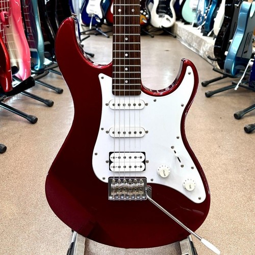 Guitare électrique yamaha - électrique,