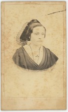 Cdv circa 1865 portrait une - circa,