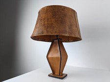 Lampe de table en cuir par