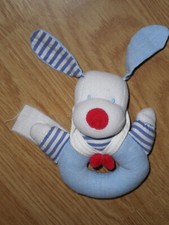 Doudou PELUCHE hochet chien hund dog jacadi marin bleu ciel rouge blanc rayé