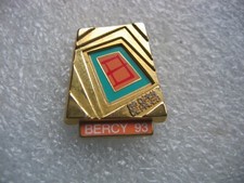 Pin's Arthus Bertrand, Roland