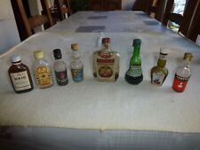 LOT DE 8 MIGNONNETTES WHISKY DRY GIN PRUNELLE...