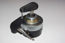 INTERRUPTEUR D'ALLUMAGE