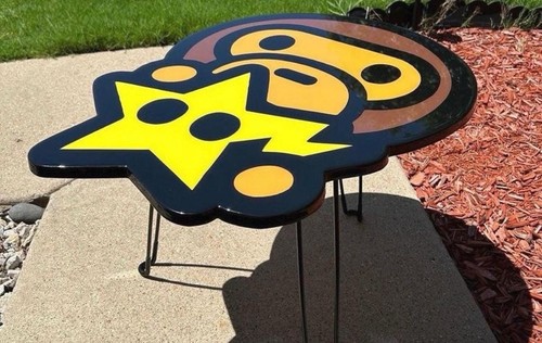 Baby milo with star table - milo, table.