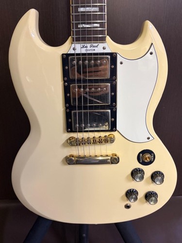 400 custom used - (epiphone),