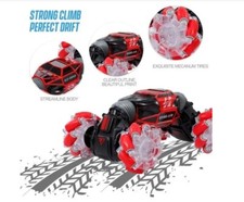 STUNT CAR, voiture radiocommandée rouge avec LED, 2.4GHz 4WD. Neuve