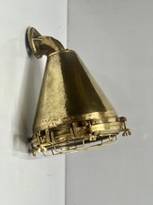 Grand luminaire suspension