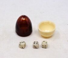 Petite boite ancienne pour