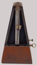 Ancien métronome à sonnerie