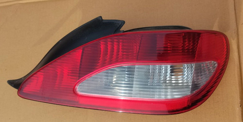 Feu arrière droit peugeot 406 - feu,