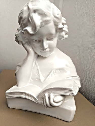 Petite liseuse buste - la,