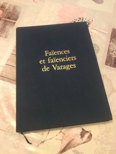 Faiences faienciers de - et,
