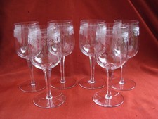 BACCARAT,POMPADOUR ,SERIE DE 6 VERRES A EAU EN CRISTAL GRAVE, EPOQUE DEBUT XX.