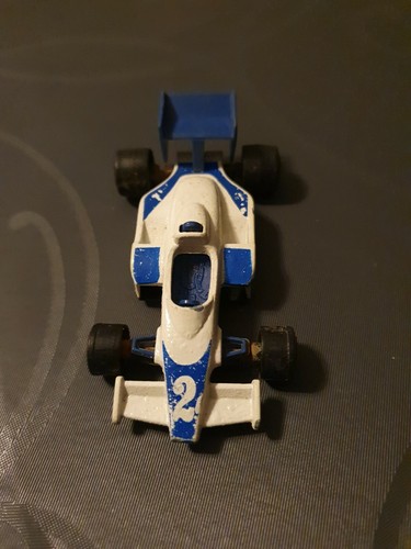 Racing majorette - racing,