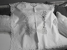 Linge Ancien NappeDentelle  Au Lacet  Et Brodée 1800/1900