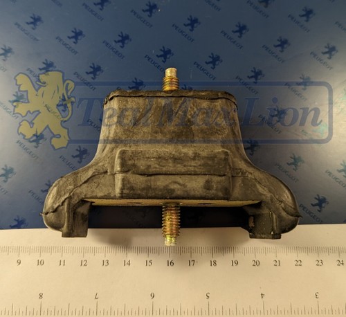 Support moteur peugeot - support,