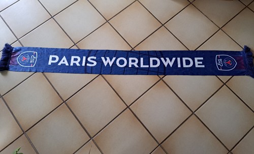 Echarpe psg world wide ici - echarpe,