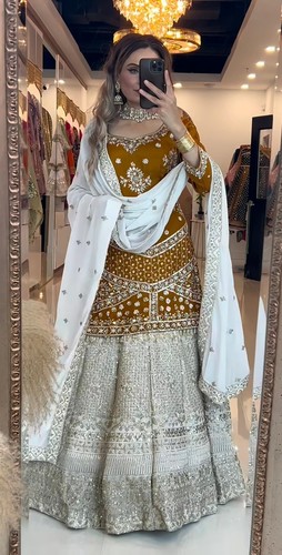 Prêt emploi lehnga choli - À,