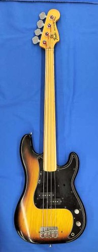 Guitare basse électrique