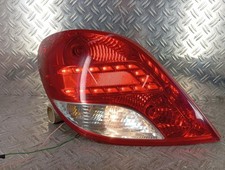 Feu arriere principal gauche