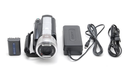 Near mint sony handycam - near, ]