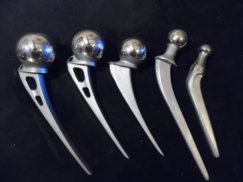 Lot protheses hanche en - x5,