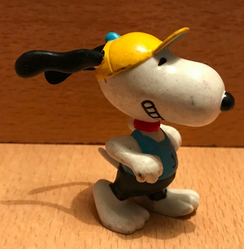 Figurine pvc snoopy peanut - pvc,