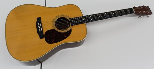 Martin acoustic guitar - martin, d-28