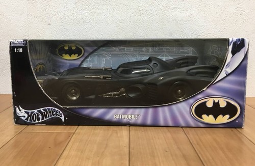 Hotwheels batmobile 18 - hotwheels,