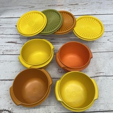 Set of 4 Tupperware 886-18