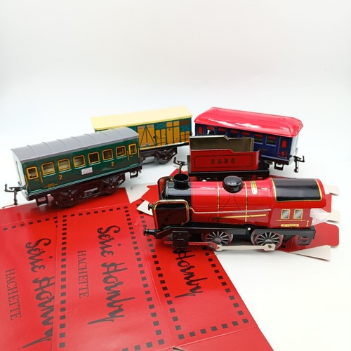 Lot locomotive mécanique - lot,