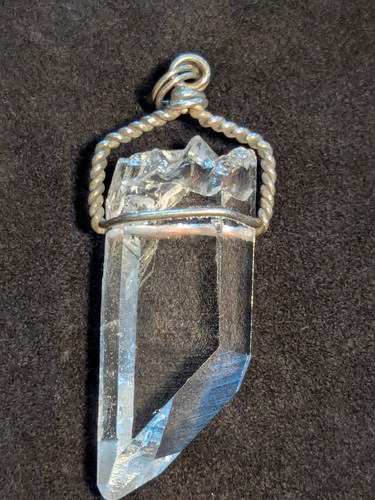 Beautiful vintage clear quartz - clear,