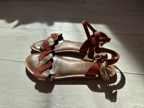 Paire chaussures sandales - paire,