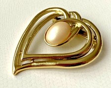 GRANDE BROCHE Coeur doré fausse perle 4,8cm état NEUF !