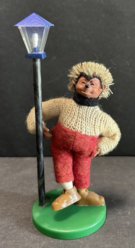 Vintage peter mecki figurine - peter,
