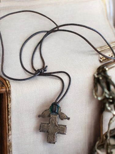 Croix religieuse métal - religieuse,