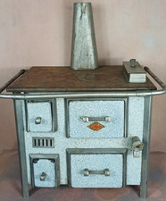 Cuisinière poupée jouet ancien tole Chaty