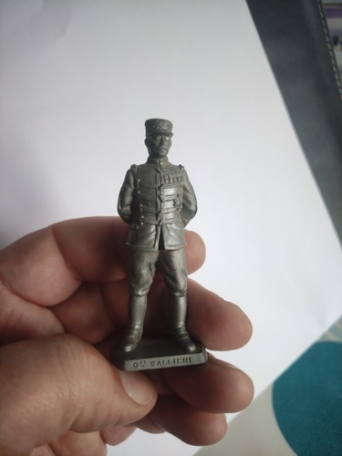 Figurine mokarex general - ,