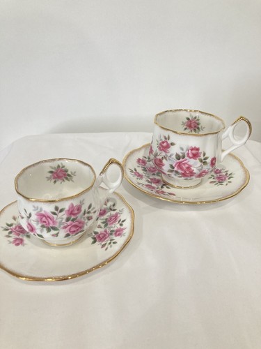 Lot deux belles tasses de - lot,