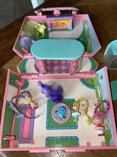 Lot personnages mini pouces