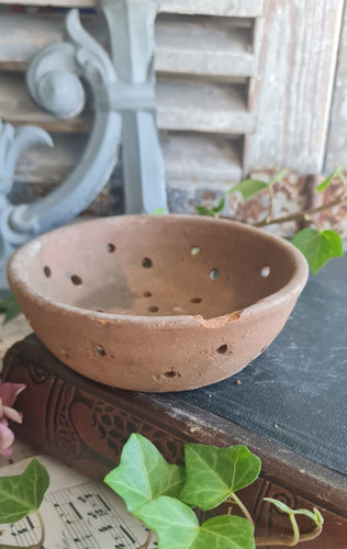 Ancienne petite coupelle - petite,