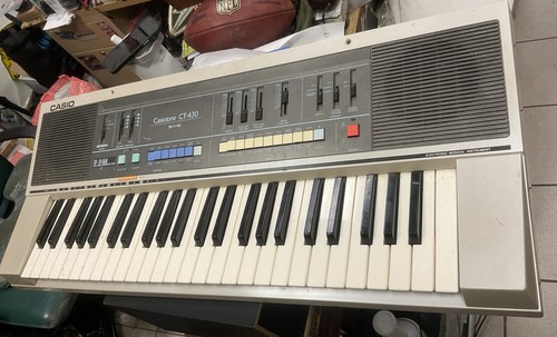 Casio casiotone portable - is,