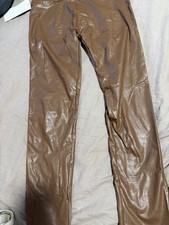 Pantalon cuir - en,