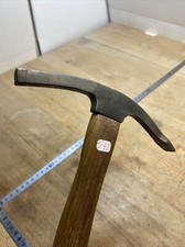 outil ancien / hammer old tool / MARTEAU Cordonnier Tapissier (N.542)